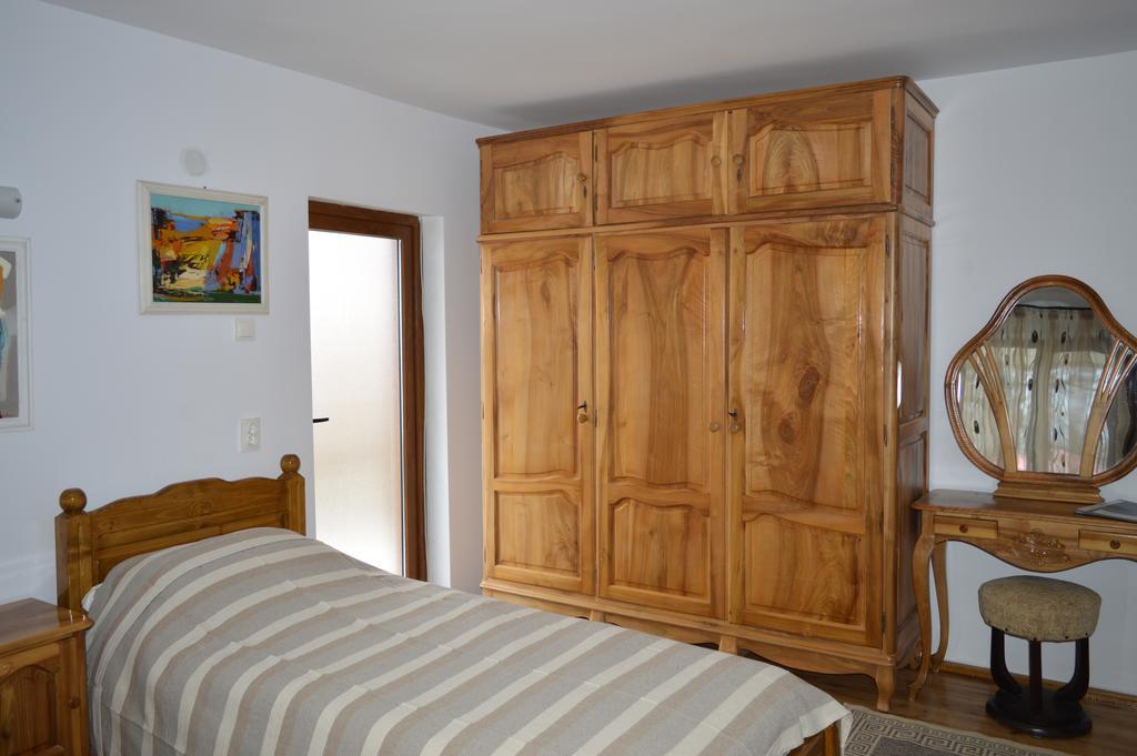 Vila Villador Piatra Neamţ Habitación foto